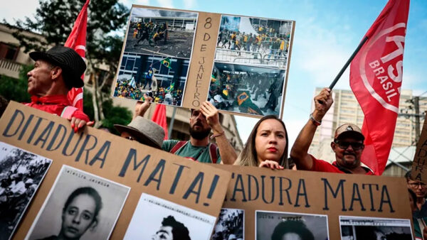 Miles de brasileños exigen encarcelar a Bolsonaro y anular el proyecto de amnistía