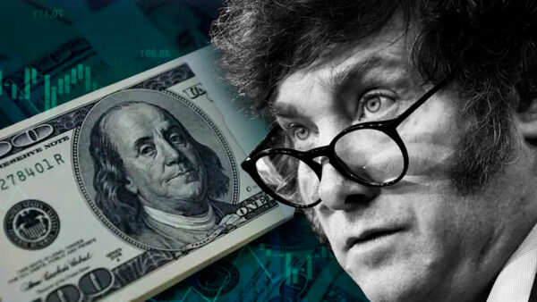 El dólar paralelo en Argentina registra nuevo récord ante la incertidumbre por el acuerdo con el FMI