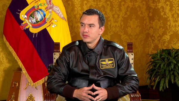 Noboa anuncia una alianza con la empresa de mercenarios Blackwater para la seguridad de Ecuador