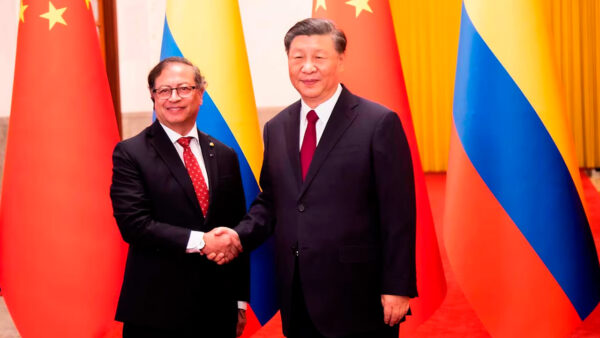Colombia celebra la firma de histórico acuerdo con China