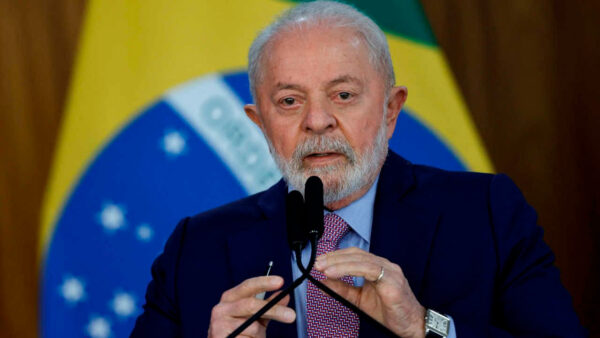Lula critica gastos militares globales y pide mayor financiamiento para combatir el hambre