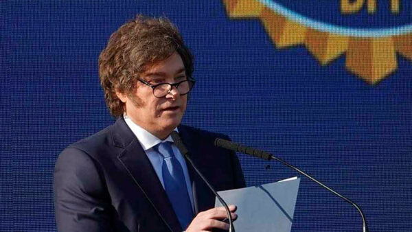 Milei habilita requisas y detenciones sin orden judicial: “Vamos a aprender de los mejores, Estados Unidos e Israel”