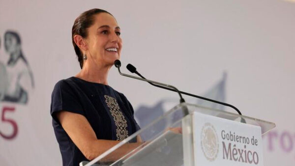 Sheinbaum elogia al pueblo de México porque “supo elegir” a un indígena como presidente de la Corte