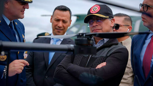 Petro anuncia que Colombia buscará fabricar su propio armamento