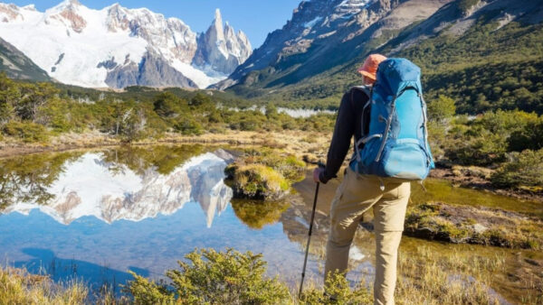 Las visitas de extranjeros a la Argentina cayeron 21%