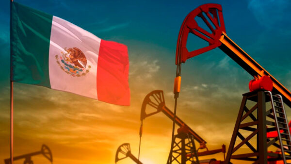 México presenta plan para fortalecer la petrolera estatal Pemex