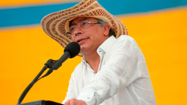 Petro declarará como organizaciones terroristas a las disidencias de las FARC y Clan del Golfo