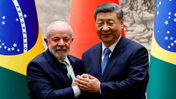 China y Brasil pueden dar ejemplo de “autosuficiencia” en el Sur Global, afirma Xi Jinping en diálogo con Lula