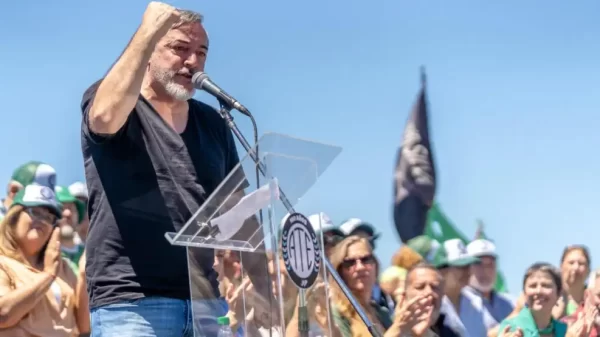 Estatales argentinos exigen un ingreso mínimo de $1.900.000