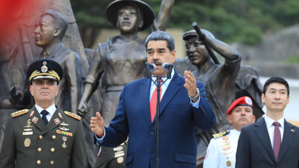 Maduro: “Defenderemos nuestra tierra y nuestros derechos”