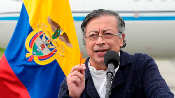 Petro a Trump: “no acepto invasiones, no acepto misiles y no acepto asesinatos”