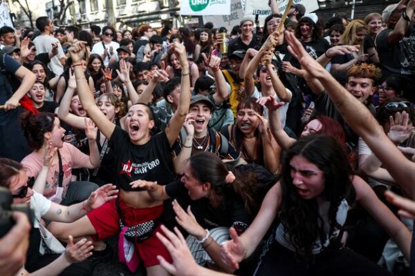 Diputados rechazan los vetos de Milei al financiamiento de Universidades y a la salud pediátrica