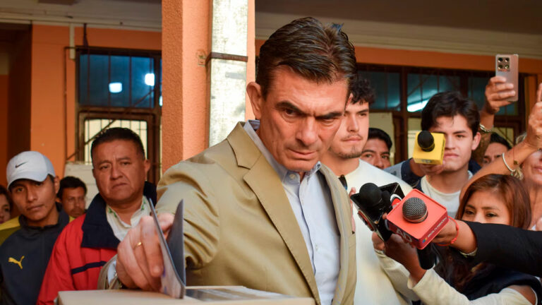 Bolivia comienza la nueva era de la derecha con Rodrigo Paz presidente