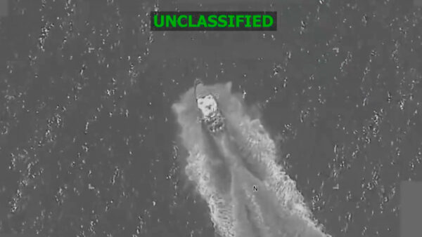 EEUU ataca tres embarcaciones en el Pacífico y mata a 8 de sus tripulantes