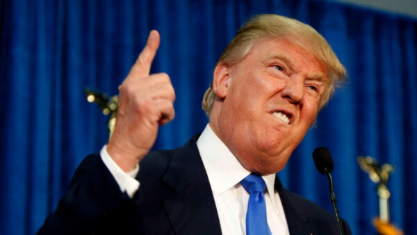 Un imperio arrogante y decrépito que pretende actuar como matón internacional