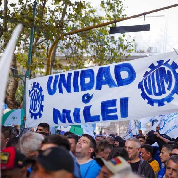 Metalúrgicos argentinos denuncian al Grupo Techint por enriquecerse a costa de “salarios de hambre”