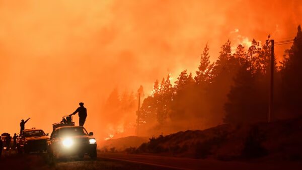 Milei decretó “Emergencia Ígnea” por los incendios pero no prevé nuevos fondos y convocan a una marcha para exigir más medidas