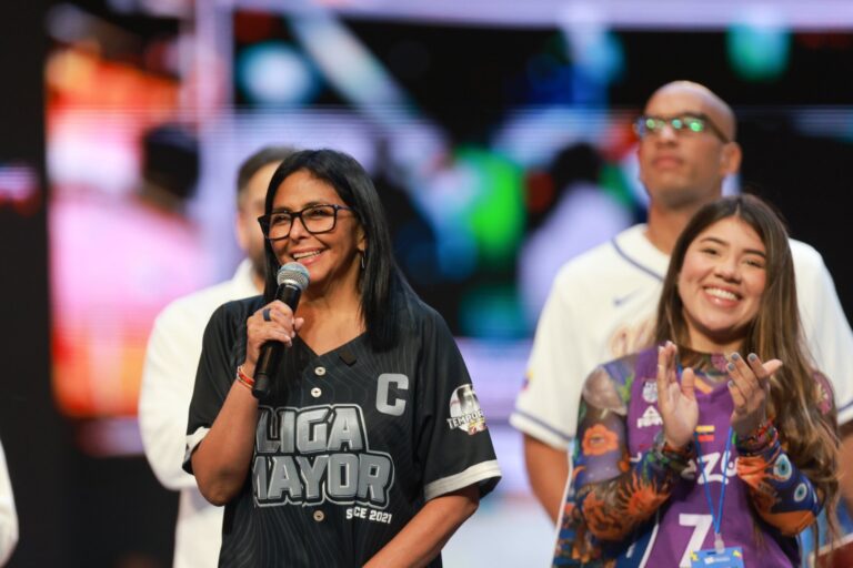 Delcy Rodríguez envía mensaje a Donald Trump: cese el bloqueo  y las sanciones contra Venezuela