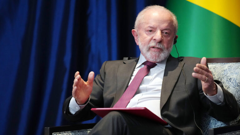 Lula critica la guerra contra Irán y líderes que actúan como “dueños del mundo”