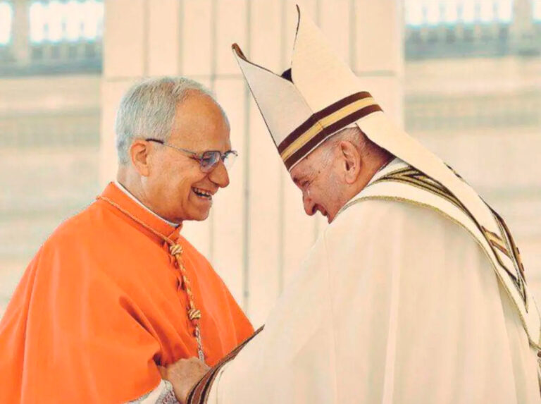 León XIV homenajeó al papa Francisco a un año de su muerte y llamó a sostener su legado
