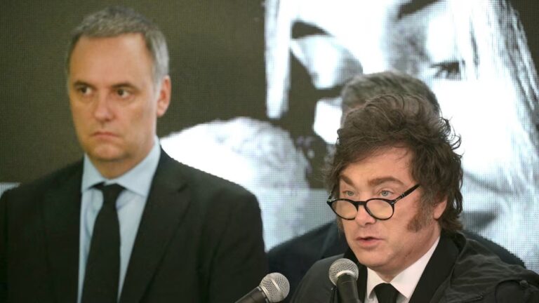 Adorni no deja de sorprender: 14 millones para amoblar la casa en Caballito