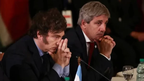 El Gobierno argentino vuelve a Washington a suplicar más fondos al FMI