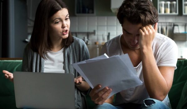 Vivir endeudados: entre los jóvenes la morosidad alcanzó casi el 40% y en jubilados se cuadruplicó en un año