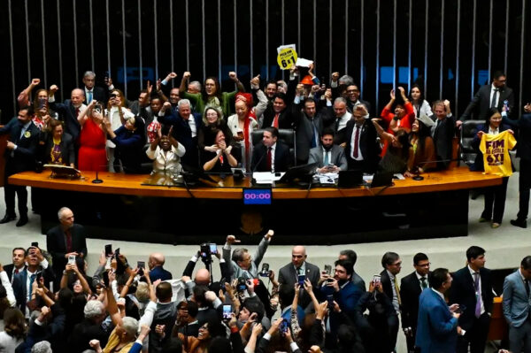 Brasil avanza en reducir la jornada laboral a 40 horas