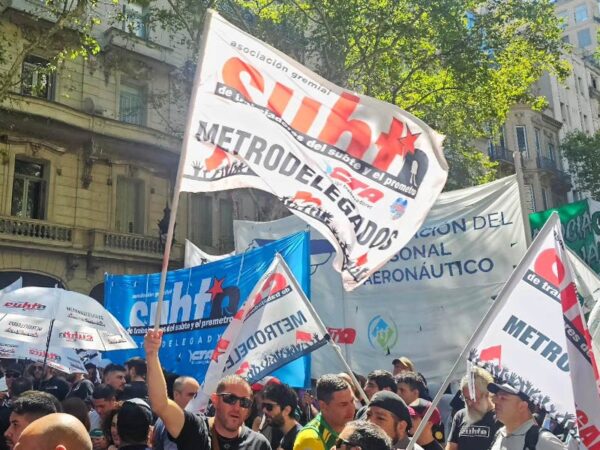 Trabajadores del subte denuncian criminalización de la protesta: los acusan de “asociación ilícita” por hacer un paro