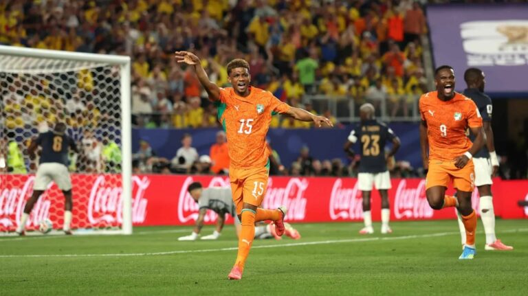 Costa de Marfil golpeó a Ecuador en una de las últimas jugadas y ganó 1 a 0 en el debut
