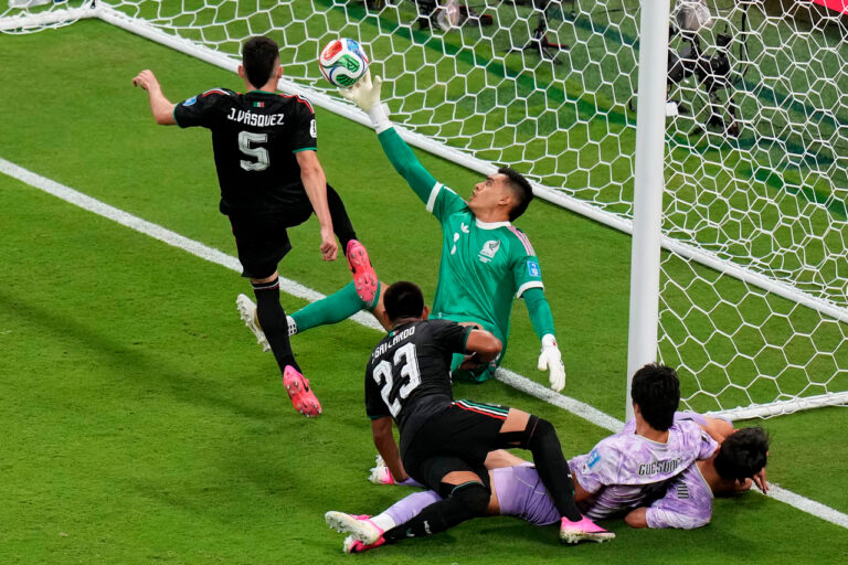 México ganó y se aseguró el primer lugar del Grupo A
