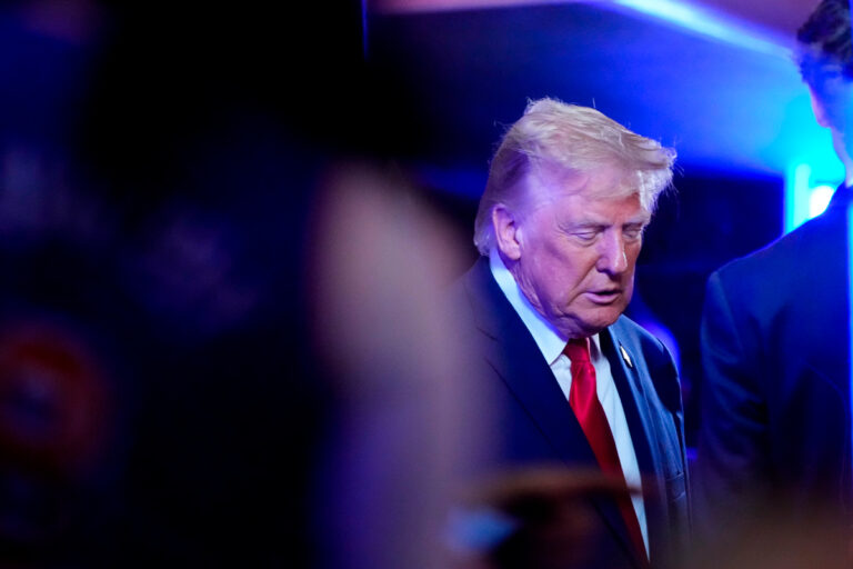 Trump jura por 38ª vez que está a la firma de un acuerdo con Irán