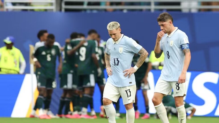 Uruguay y un empate amargo en el debut frente a Arabia Saudita