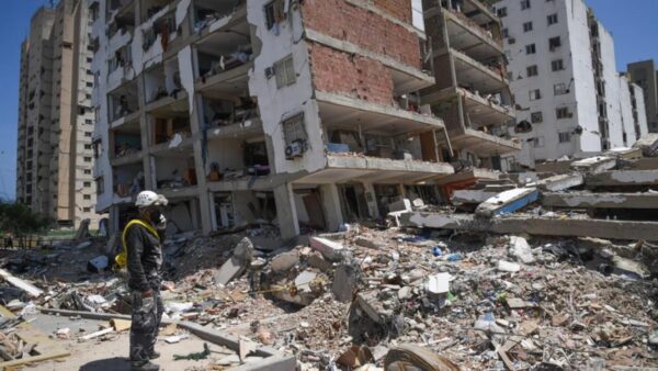 Los muertos por los terremotos en Venezuela suben 157 hasta los 4.490