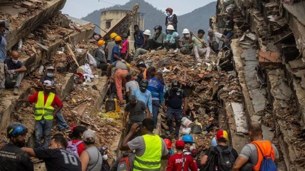 Venezuela elevó a 3.342 la cifra de muertos y a 16.740 la de heridos por los terremotos