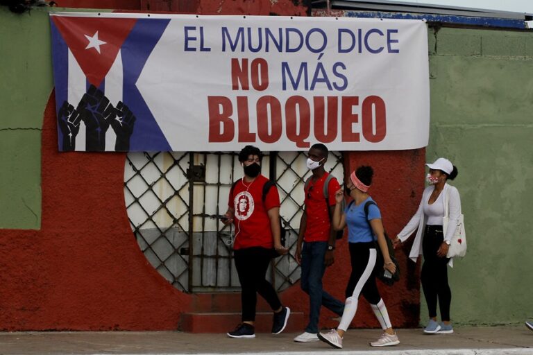 EEUU aplica un “castigo colectivo” a Cuba con su bloqueo “despiadado”