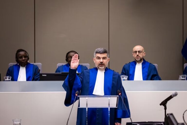 Jueces que condenaron a Netanyahu no pueden usar tarjetas bancarias por sanciones de EEUU