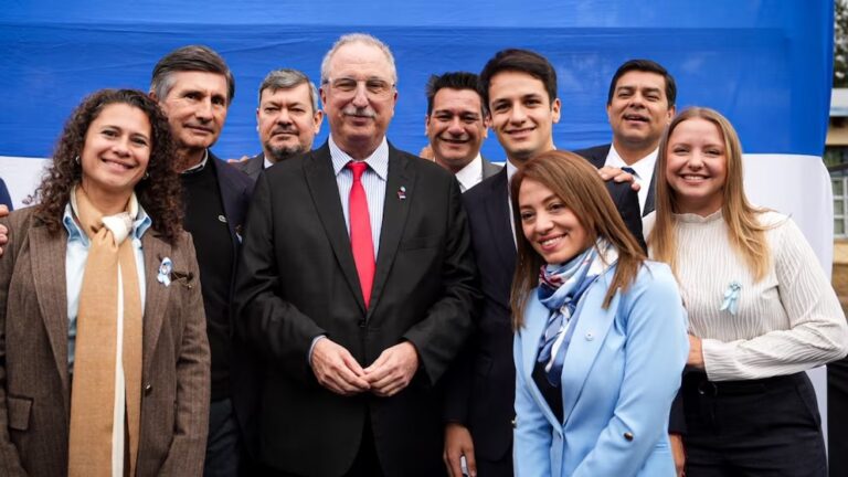 Misiones: Passalacqua lanzó su propio espacio político y formalizó su quiebre con Rovira