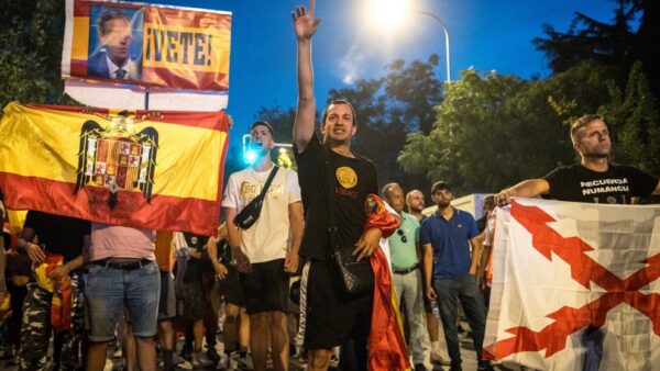Ultras de Portugal, Suiza y Francia viajaron a España para agitar el odio en Ceuta: “La ira crece en Europa”