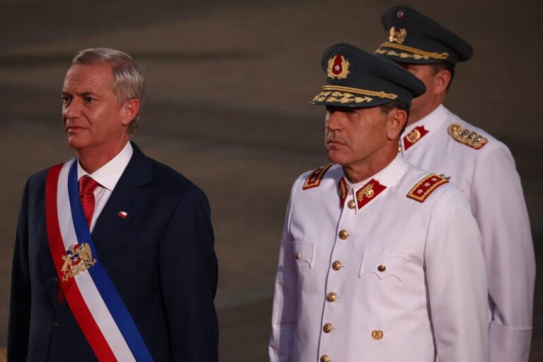 Kast evalúa indultar a 100 condenados por crímenes de lesa humanidad durante la dictadura