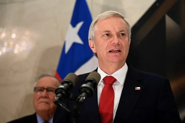 El Congreso de Chile aprueba investigar vínculos de Fernando Cerimedo con Kast y su entorno