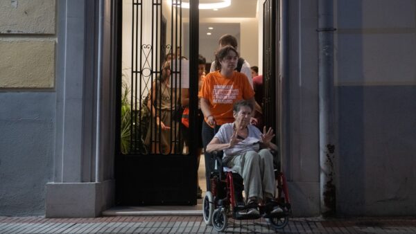 Luchar sirve: Maricarmen volverá a su casa tras un acuerdo con la empresa que la desalojó