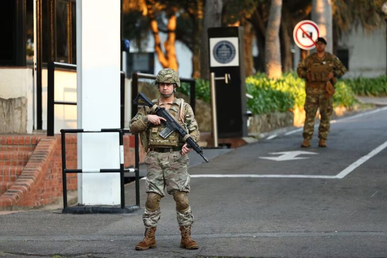 ATE define medidas de fuerza por los despidos de Milei en la Quinta Presidencial de Olivos