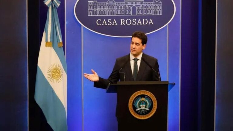 Vocero presidencial: Con Milei “estamos mucho mejor, no se como no la ven”