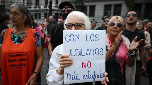 Jubilados que alquilan: el fenómeno crece en Argentina y ya alcanza a casi 360.000 adultos mayores