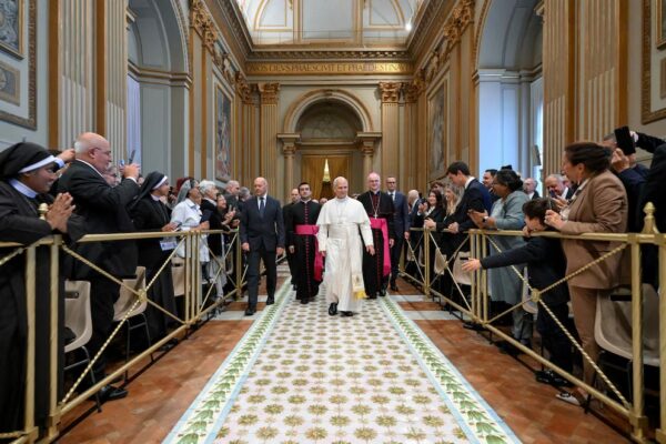 “Nos vemos en Argentina”: el papa León XIV le confirmó al arzobispo de San Juan el viaje de Noviembre